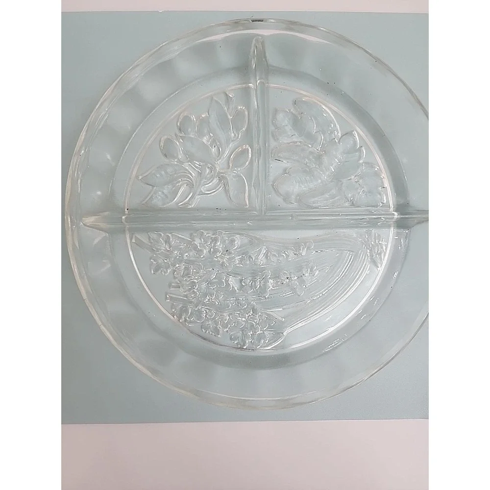 VINTAGE Indiana Glass INTAGLIO 3 Part Frosted Vegetable Relish TRAY Divided Dish